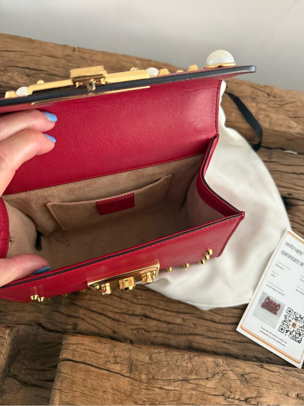 Gucci Red Leather padlock Pearl-Embellished Chain Crossbody Bag, dust bag,COA - Picture 4 of 15